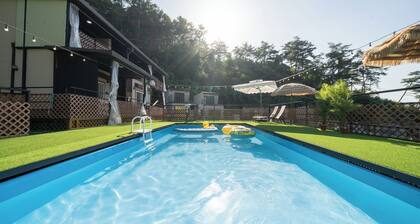 Hongcheon Stone Brown Pension