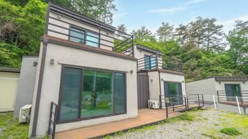 Basic Room, 1 Bedroom (Cube 1) | 1 bedroom, WiFi (free)