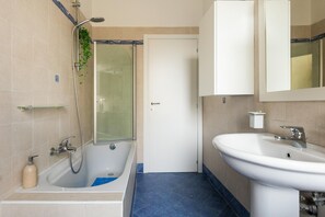 House | 2 bedrooms - Casa Limone by Wonderful Italy (Bologna)
