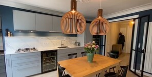 Private kitchen | Fridge, microwave, oven, stovetop - Charming 2-bed Apartment in Roma (Rome)