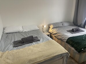 Nhà | 3 phòng ngủ, bàn ủi/dụng cụ ủi quần áo 