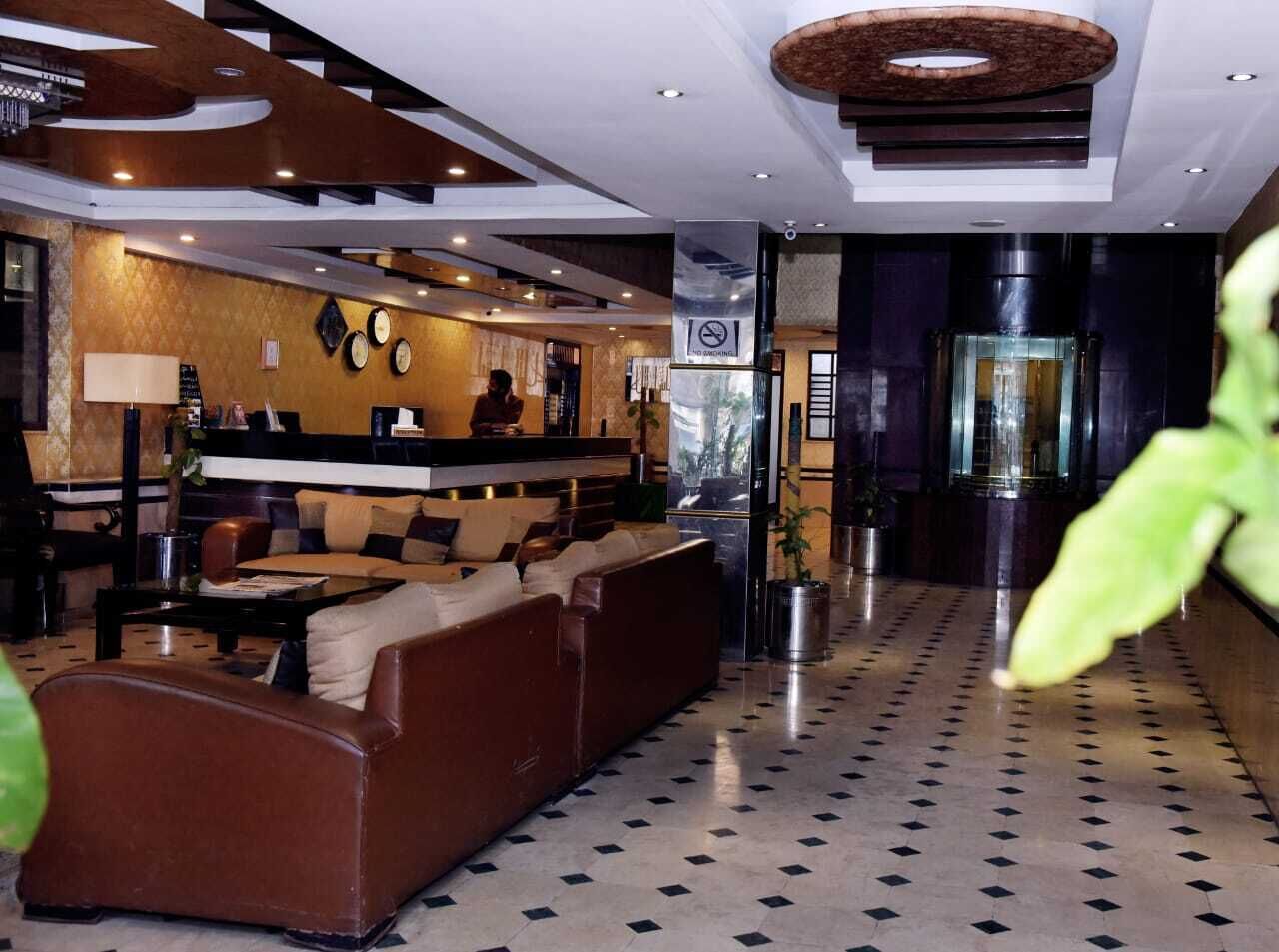 Mặt tiền nơi lưu trú