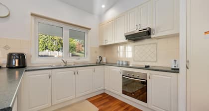 SUNDS VIEW- Spectacular mountain views