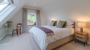 2 bedrooms, iron/ironing board, travel crib, free WiFi
