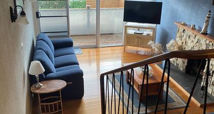 Ahoy Family Beach Escape - Walking Distance to Foreshore and Main Street
