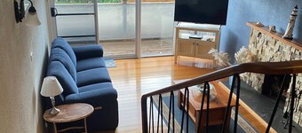 Ahoy Family Beach Escape - Walking Distance to Foreshore and Main Street