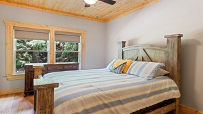 3 Schlafzimmer, Schreibtisch, kostenloses WLAN, Bettwäsche