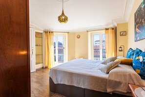 2 chambres, fer et planche à repasser, Wi-Fi gratuit, draps fournis
