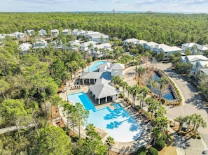 Exterior - LSV/Golf Cart + 4 Bikes! Naturewalk Across from Pool! 3 Kings! Serene Location! (Santa Rosa Beach)