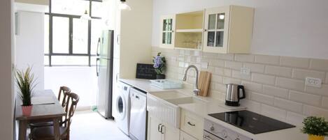 Appartement, 2 chambres, balcon, vue sur la ville | Intérieur