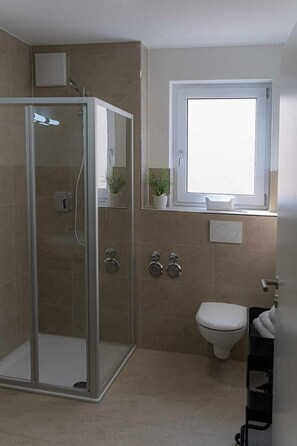 디럭스 아파트, 침실 1개, 발코니 | 욕실 | 샤워 시설, 헤어드라이어, 타월, 비누