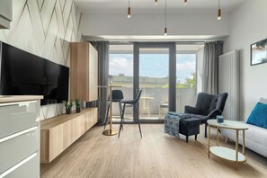 Deluxe Apartment | 1 bedroom, iron/ironing board, cribs/infant beds, free WiFi