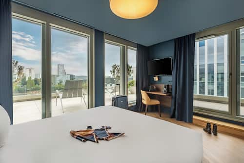 Deluxe Double Room | Premium bedding, in-room safe, desk, blackout curtains