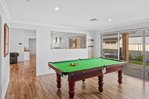 Spielezimmer