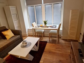 Apartment | Living area