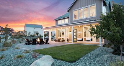 Bighorn & Bluebell at Chelan Lookout Vacation Rentals