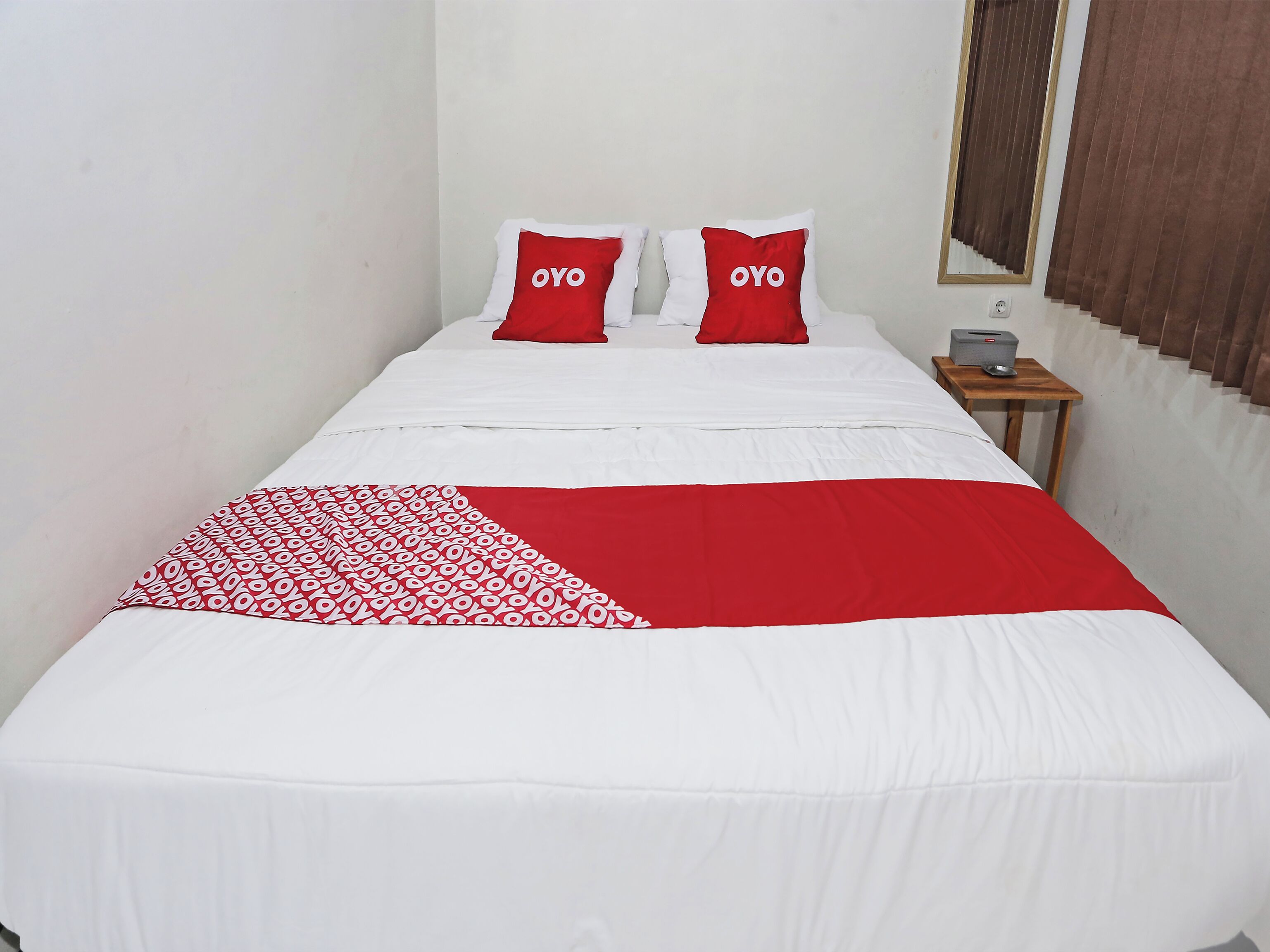 Kamar Double Standar | Wi-Fi gratis dan seprai linen