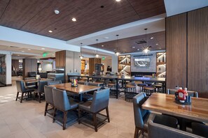 Dining - SV705 | Ski In/Out | Winter Shuttle | Pool | Hot Tub (Steamboat Springs)