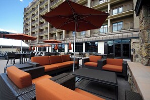 Outdoor dining - SV705 | Ski In/Out | Winter Shuttle | Pool | Hot Tub (Steamboat Springs)