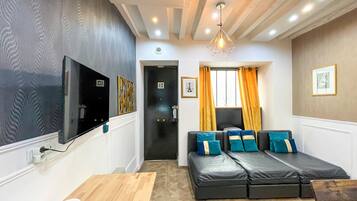 2 chambres, fer et planche Ă repasser, Wi-Fi gratuit, draps fournis