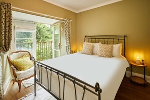 2 bedrooms, iron/ironing board, free WiFi, bed sheets - Host & Stay | River View Cottage (Barnard Castle)