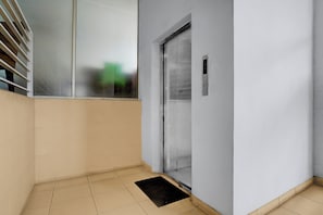 Lobby - OYO 92723 Sultan Residence Syariah (Jakarta)