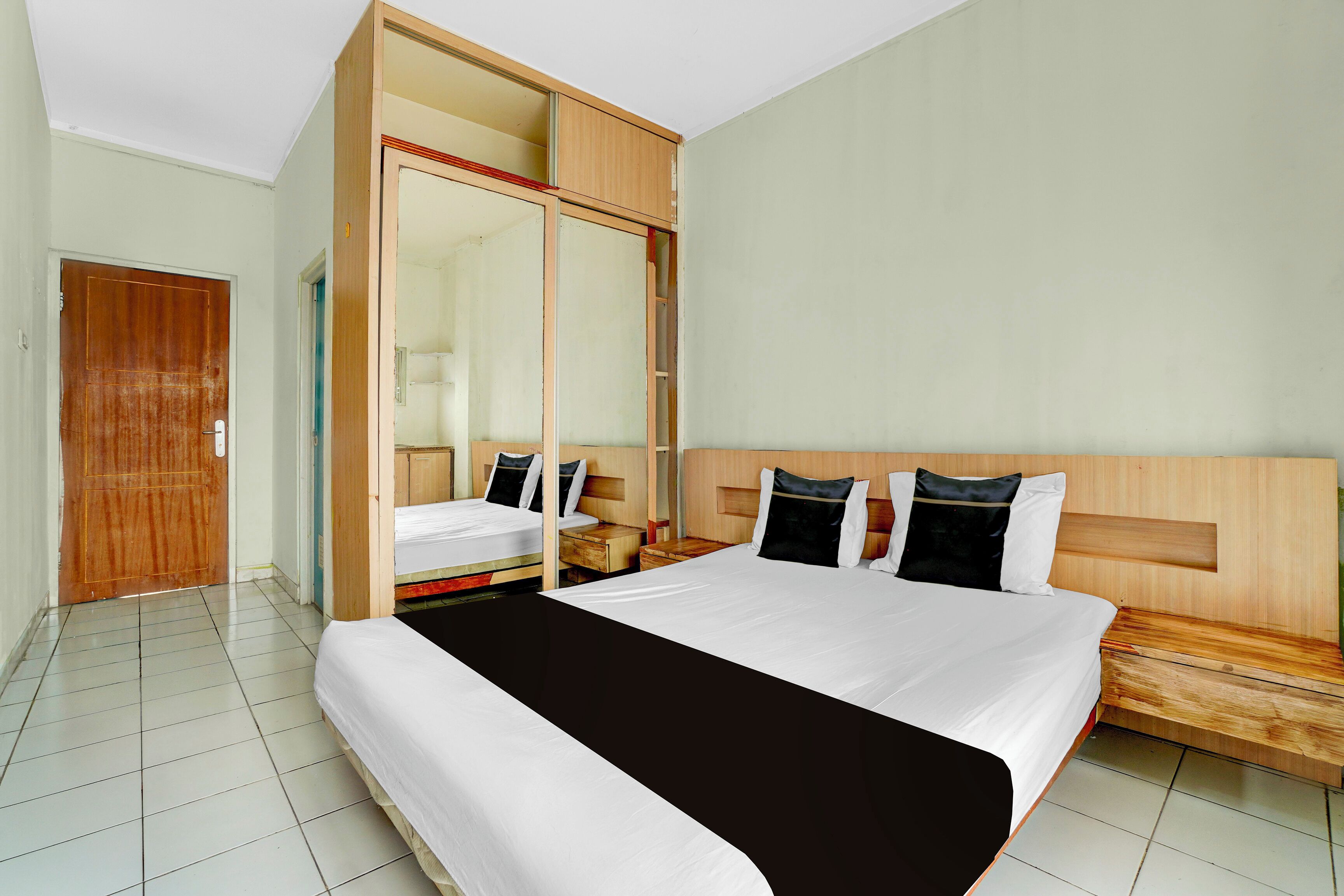 Wifi gratis y ropa de cama 