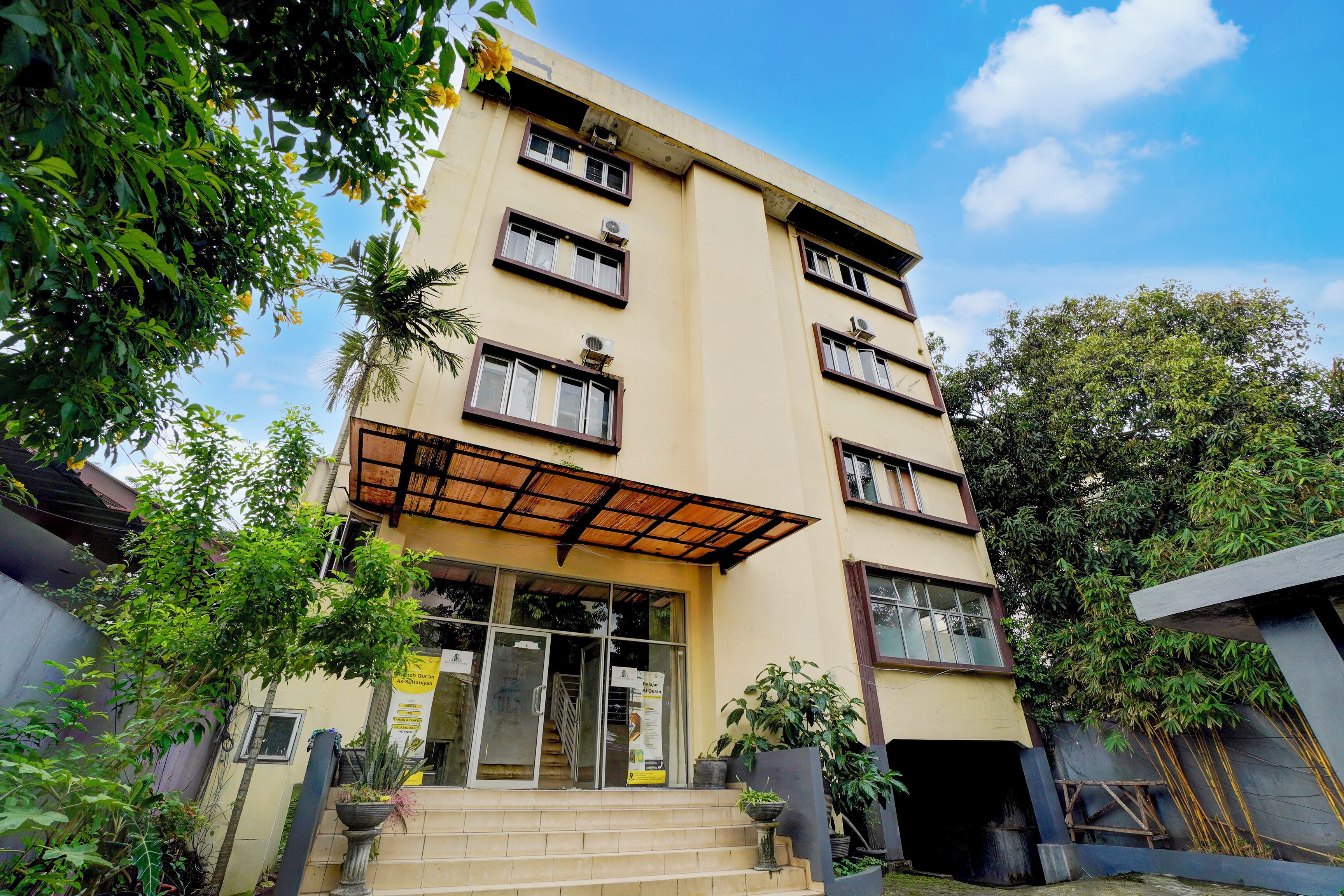 Fachada de la propiedad