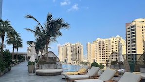 Unclassified image, 3 of 26, button - The Palm Tower 1 Corner Bedroom Dubai (Dubai)