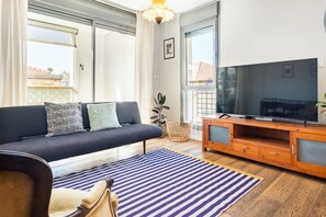 시티 아파트 | 거실 공간