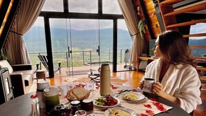 Nhà gỗ phong cách lãng mạn | Khu ẩm thực cho cặp đôi