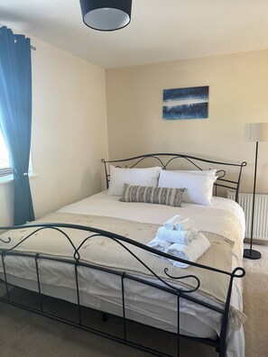 3 chambres, bureau, fer et planche à repasser, Wi-Fi gratuit