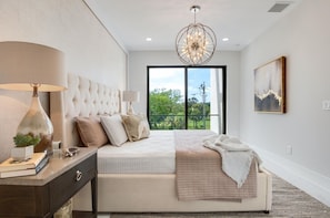 Townhome, 4 Bedrooms