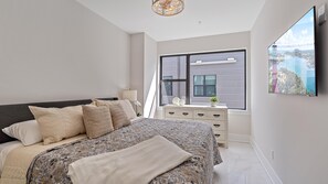 Casa adosada, 4 habitaciones | 4 dormitorios y espacio para trabajar con un portátil