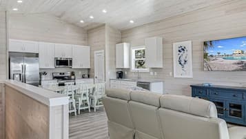 บ้านพัก, 4 ห้องนอน | ครัวส่วนตัว | ตู้เย็น, เตาอบ, เตาประกอบอาหาร, เครื่องชงกาแฟ/ชา