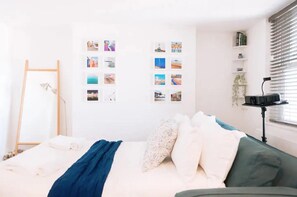 Studio | Iron/ironing board, free WiFi, bed sheets