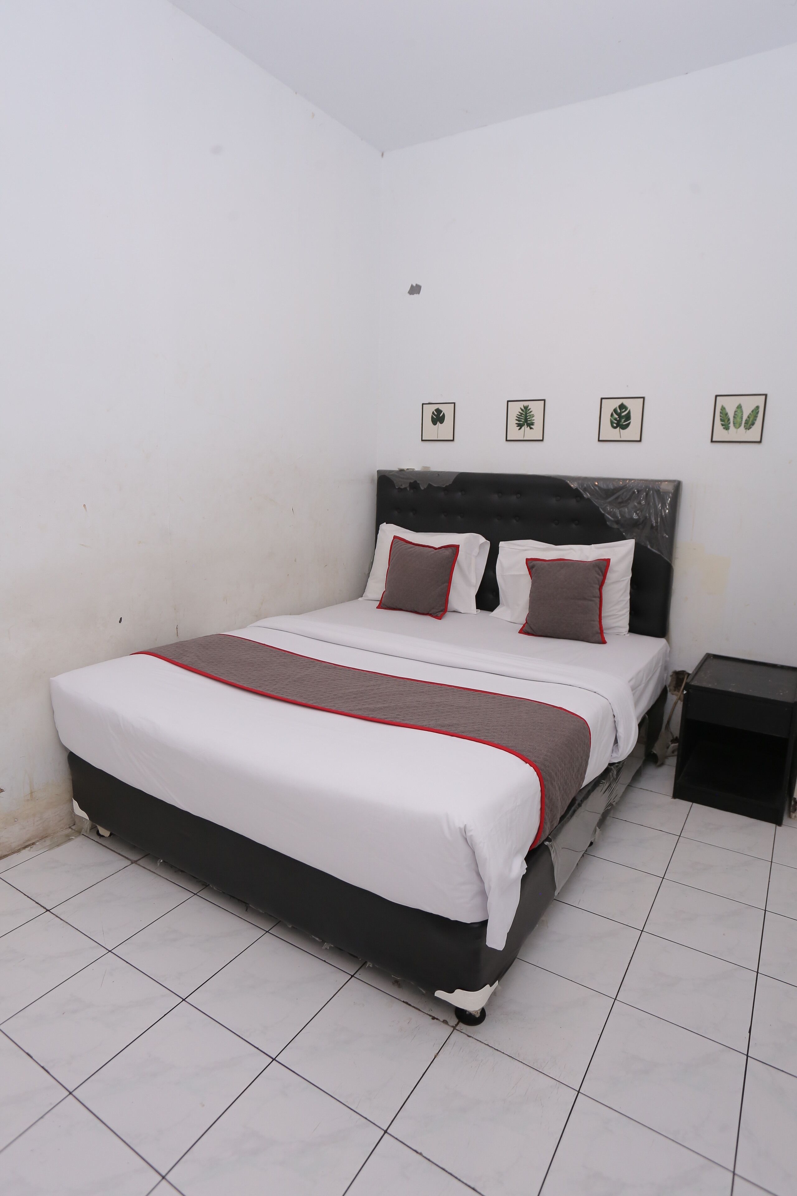 Deluxe Double Room | Free WiFi, bed sheets