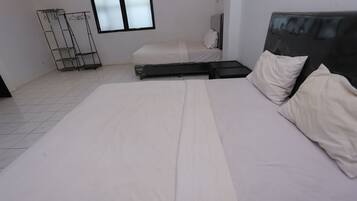 Family Suite | Free WiFi, bed sheets
