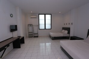 Free WiFi, bed sheets - Collection O 92739 Hotel Pintu Besar Near Pancoran ChinaTown Point (Jakarta)