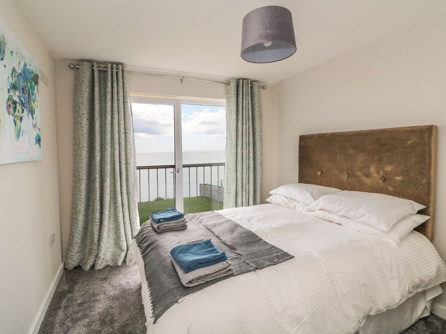 4 bedrooms, WiFi (free), individually decorated, individually furnished