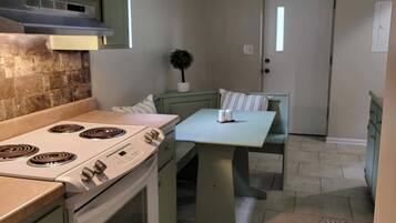 Réfrigérateur, plaque de cuisson