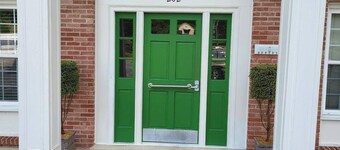 Cozy luxury apartment near downtown London. 