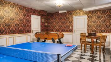 Spielezimmer