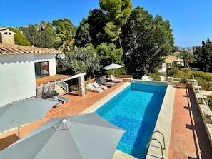 Outdoor pool - Private family apt with big outdoor patio at Villa near the coast (Las Lagunas de Mijas)