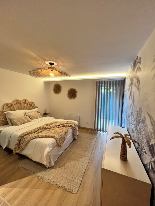 1 bedroom, WiFi, bed sheets