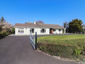 Cottage | Exterior - Gap of Dunloe (Killarney)