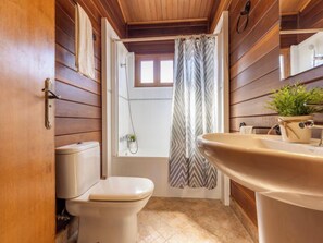 Hair dryer, towels - Tropical 3 by Interhome (Deltebre)