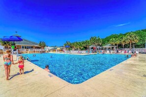 Innenpool, Außenpool