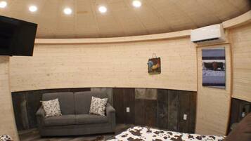 2 habitaciones, tabla de planchar con plancha, cuna de viaje y wifi
