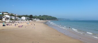 The Loft @ Wisteria Cottage